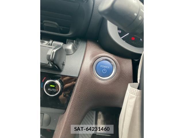 Toyota YARIS CROSS 2022-10 8416089-18