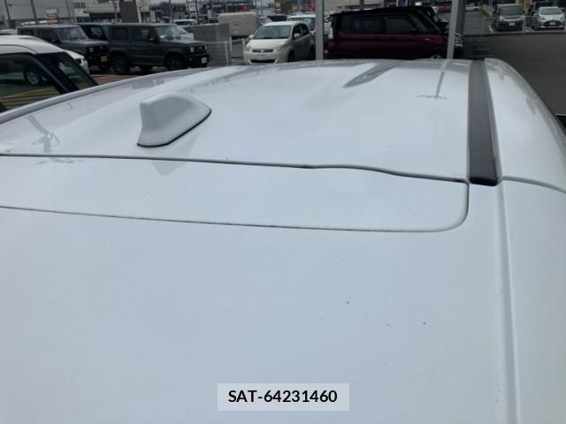 Toyota YARIS CROSS 2022-10 8416089-4