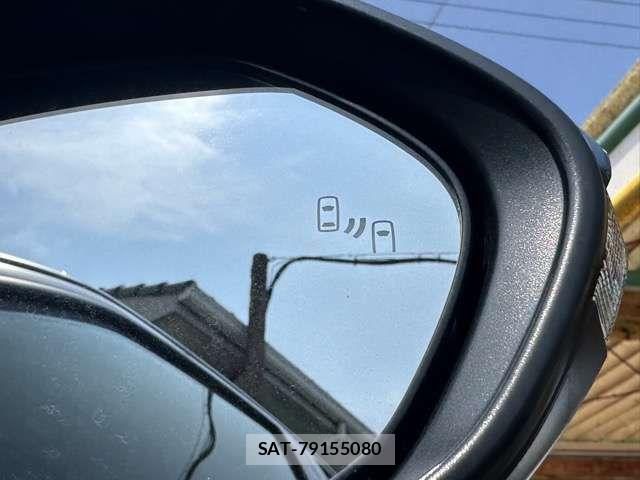 Toyota YARIS CROSS 2025-09 8416072-14