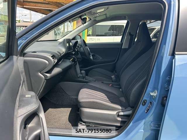 Toyota YARIS CROSS 2025-09 8416072-4