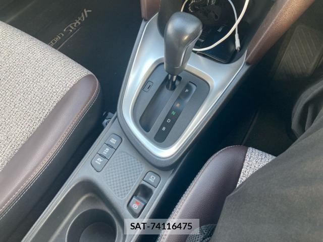 Toyota YARIS CROSS 2021-09 8416087-21