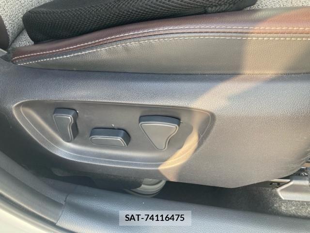 Toyota YARIS CROSS 2021-09 8416087-23