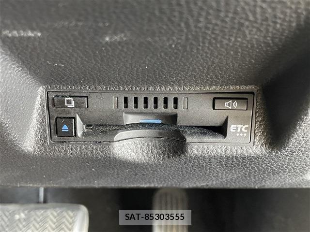 Toyota YARIS CROSS 2020-12 8416080-18