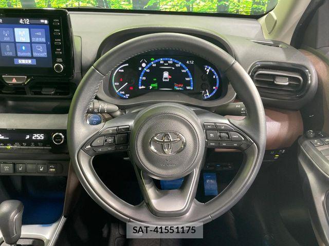 Toyota YARIS CROSS 2021-12 8439194-10