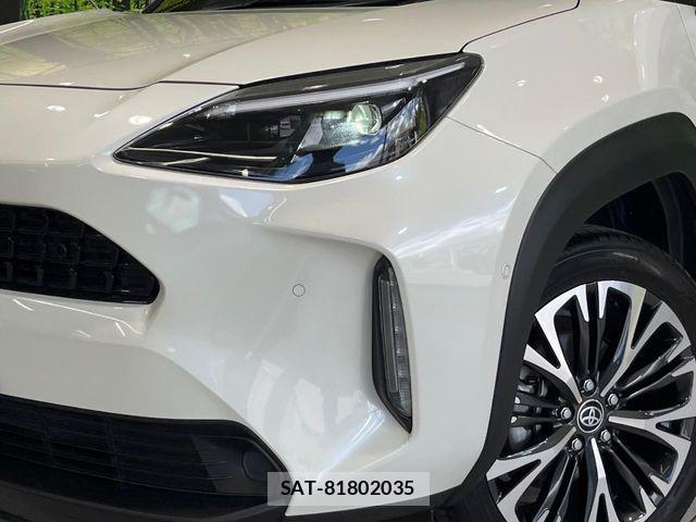 Toyota YARIS CROSS 2021-07 8439182-11