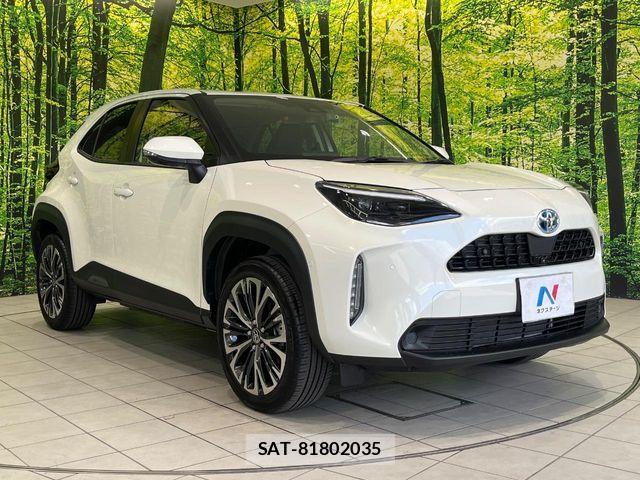 Toyota YARIS CROSS 2021-07 8439182-15