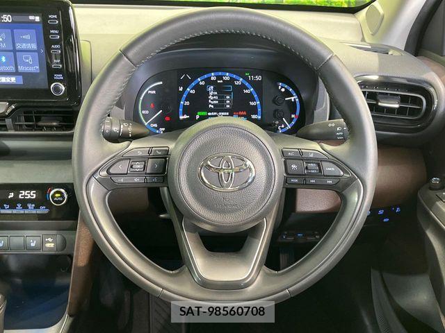 Toyota YARIS CROSS 2021-03 8439193-10