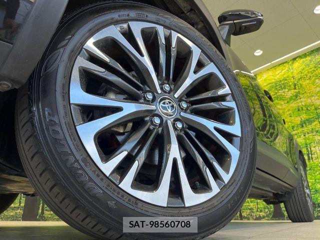 Toyota YARIS CROSS 2021-03 8439193-12