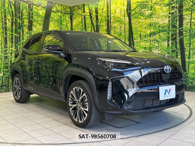 Toyota YARIS CROSS 2021-03 8439193-15
