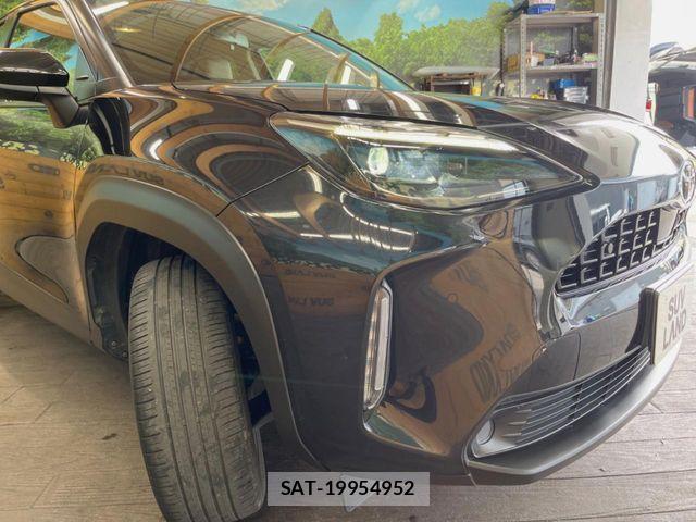 Toyota YARIS CROSS 2021-03 8439195-11