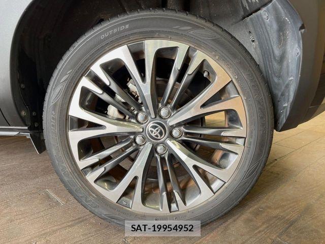 Toyota YARIS CROSS 2021-03 8439195-12