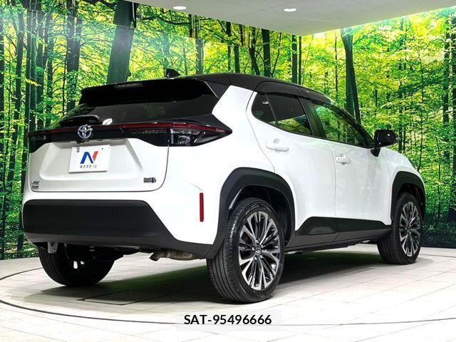 Toyota YARIS CROSS 2023-09 8439190-16