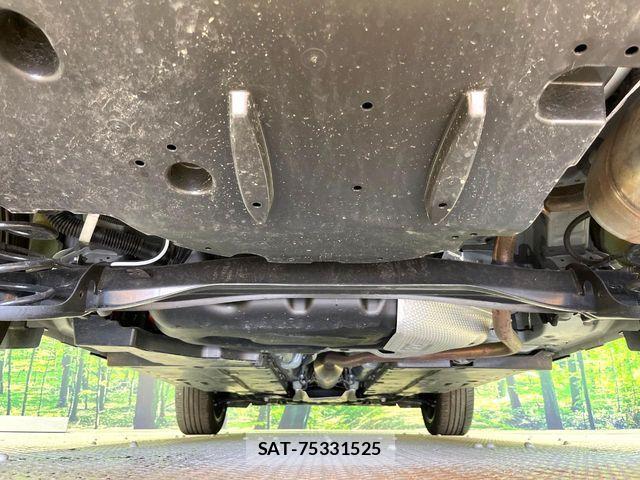 Toyota YARIS CROSS 2025-02 8439181-18