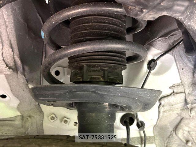 Toyota YARIS CROSS 2025-02 8439181-19