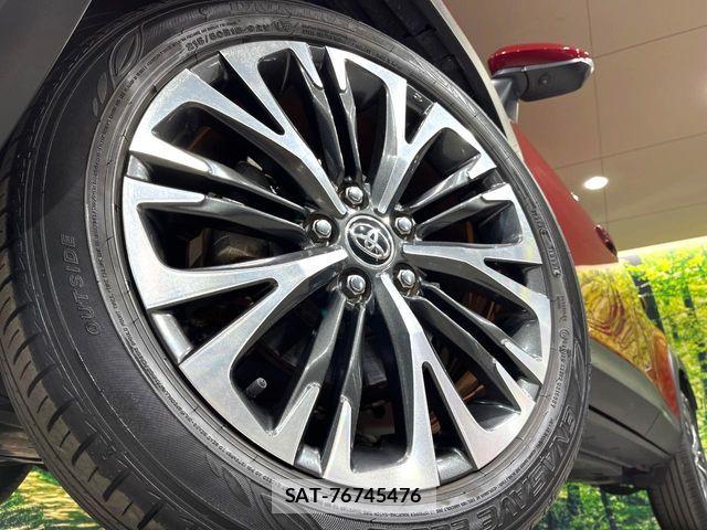 Toyota YARIS CROSS 2021-03 8439192-13