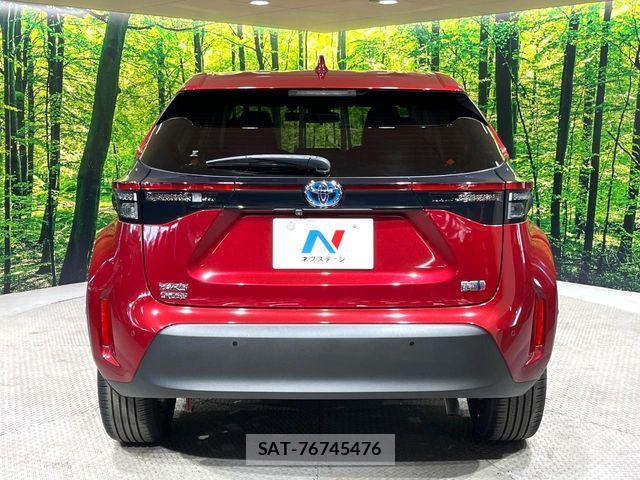 Toyota YARIS CROSS 2021-03 8439192-15