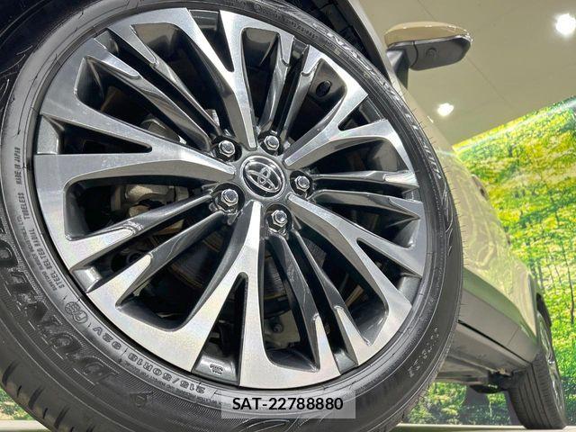 Toyota YARIS CROSS 2023-03 8439180-12