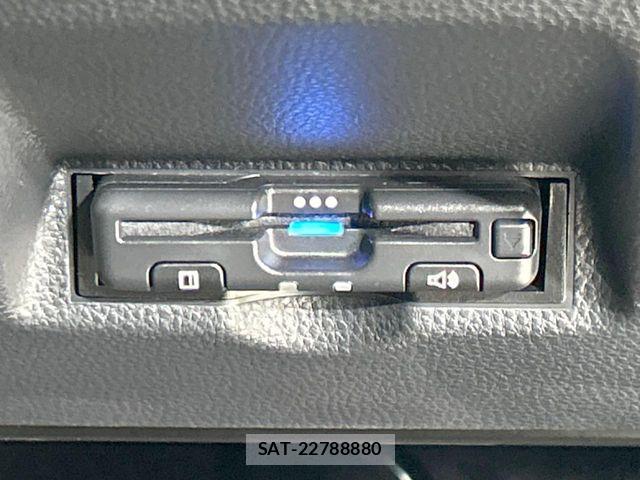 Toyota YARIS CROSS 2023-03 8439180-5