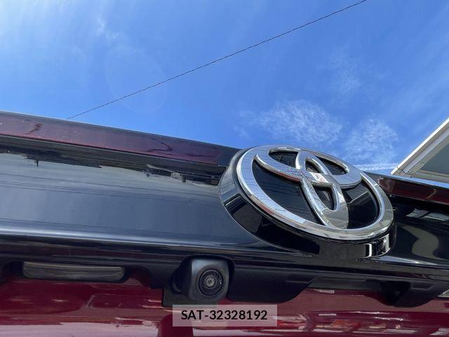 Toyota YARIS CROSS 2024-02 8458868-13