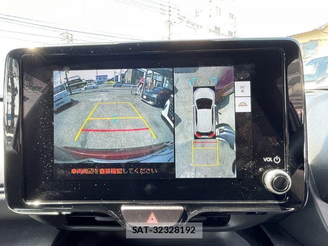 Toyota YARIS CROSS 2024-02 8458868-25