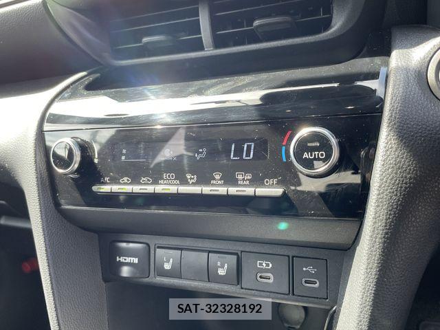 Toyota YARIS CROSS 2024-02 8458868-27