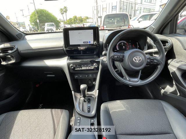 Toyota YARIS CROSS 2024-02 8458868-2