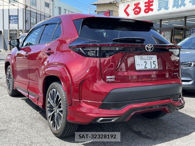 Toyota YARIS CROSS 2024-02 8458868-5