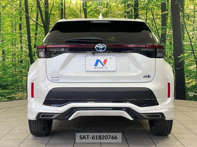 Toyota YARIS CROSS 2022-07 8458866-14