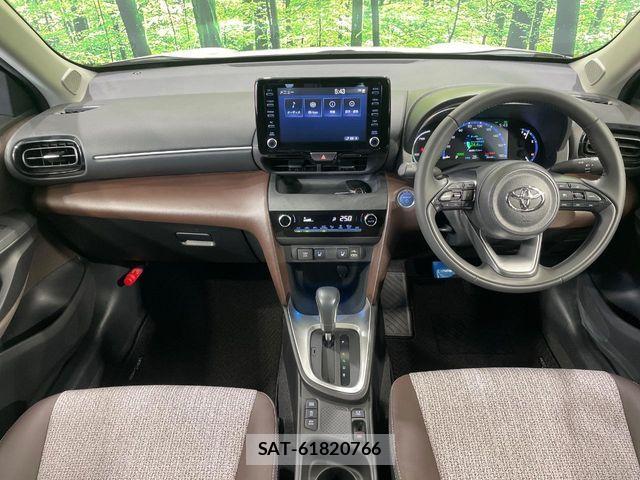 Toyota YARIS CROSS 2022-07 8458866-1