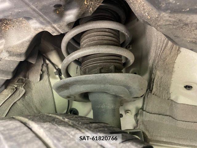 Toyota YARIS CROSS 2022-07 8458866-19