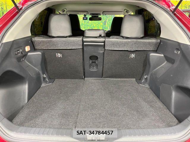Toyota YARIS CROSS 2021-12 8458867-9