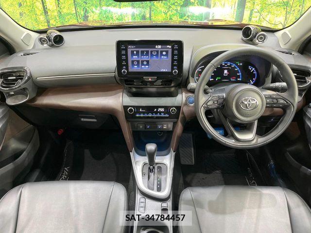 Toyota YARIS CROSS 2021-12 8458867-1