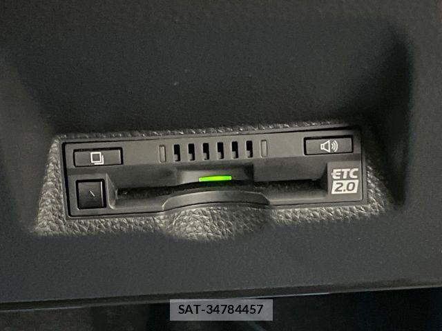 Toyota YARIS CROSS 2021-12 8458867-4