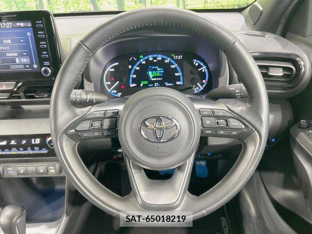 Toyota YARIS CROSS 2023-11 8458864-10
