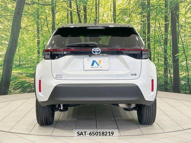 Toyota YARIS CROSS 2023-11 8458864-14