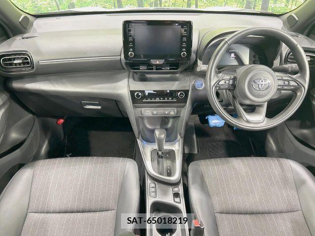 Toyota YARIS CROSS 2023-11 8458864-1