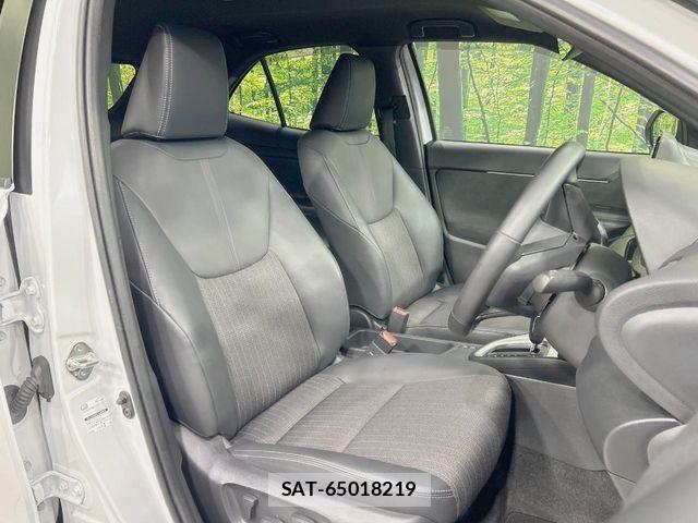 Toyota YARIS CROSS 2023-11 8458864-7