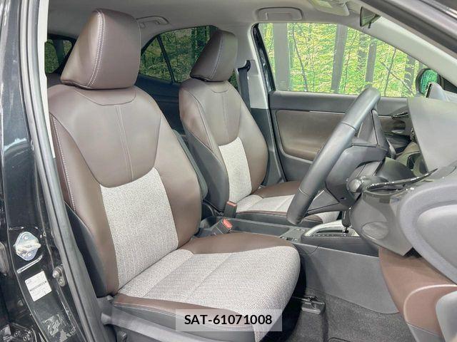 Toyota YARIS CROSS 2020-12 8458878-7