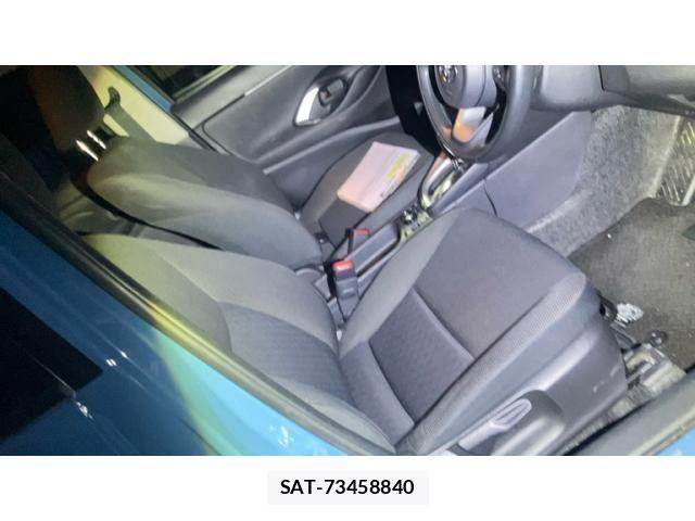 Toyota YARIS CROSS 2021-12 8458880-16