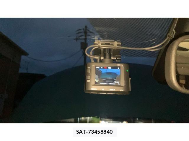 Toyota YARIS CROSS 2021-12 8458880-25