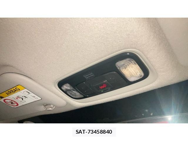 Toyota YARIS CROSS 2021-12 8458880-26