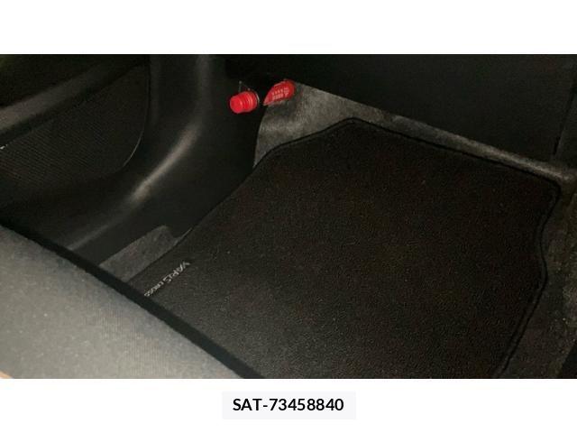 Toyota YARIS CROSS 2021-12 8458880-28