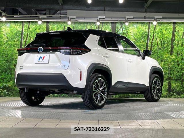 Toyota YARIS CROSS 2022-08 8458876-16