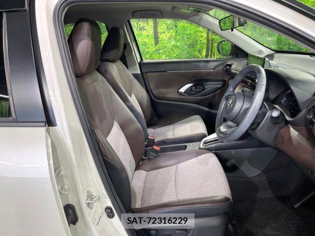 Toyota YARIS CROSS 2022-08 8458876-7