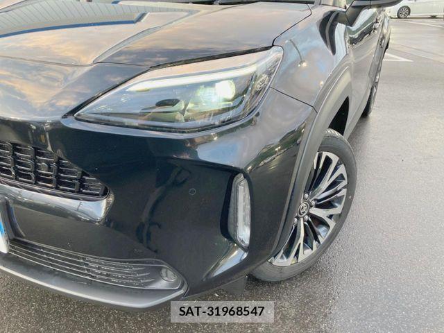 Toyota YARIS CROSS 2022-10 8486340-11