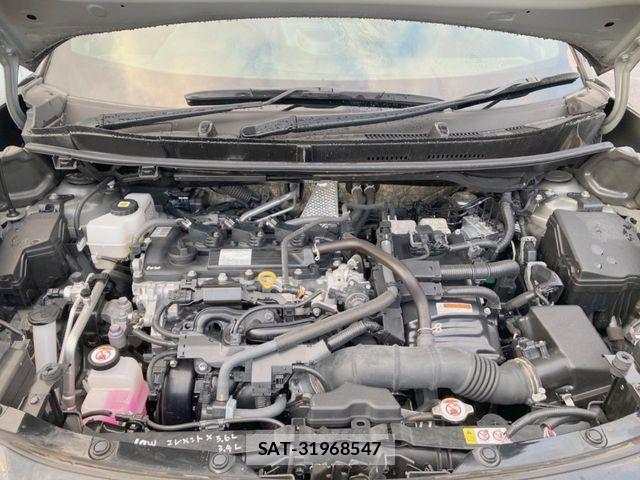 Toyota YARIS CROSS 2022-10 8486340-17
