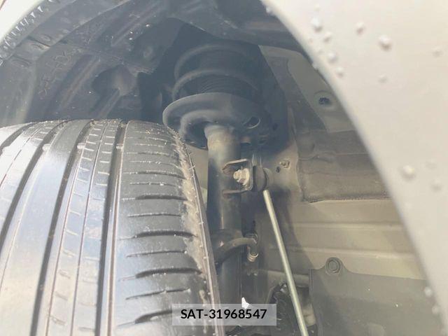 Toyota YARIS CROSS 2022-10 8486340-19