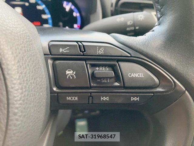 Toyota YARIS CROSS 2022-10 8486340-4