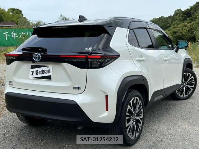 Toyota YARIS CROSS 2021-07 8486338-1