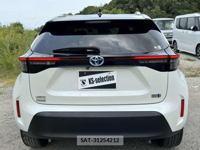 Toyota YARIS CROSS 2021-07 8486338-4
